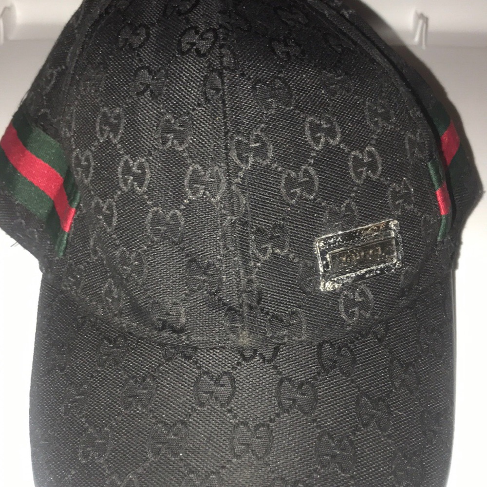 Gucci logo hat